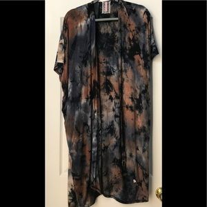 Short sleeve kimono. Tye dye